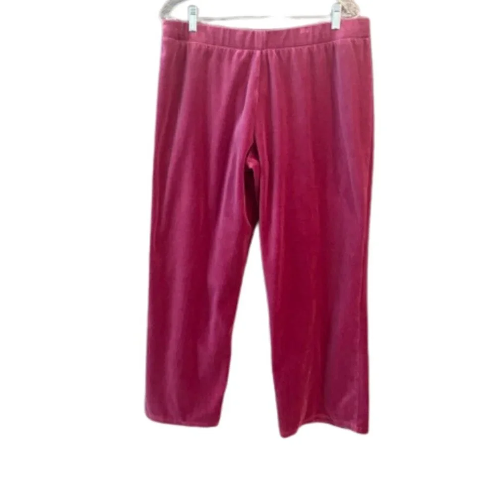 Hanes Women’s Velour Pants Burgundy Size XL - Comfy for Cool Nights